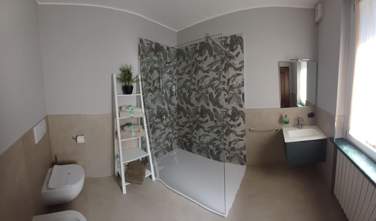 Hotel Maryhouse - Ingresso Indipendente Venegono Superiore Zewnętrze zdjęcie